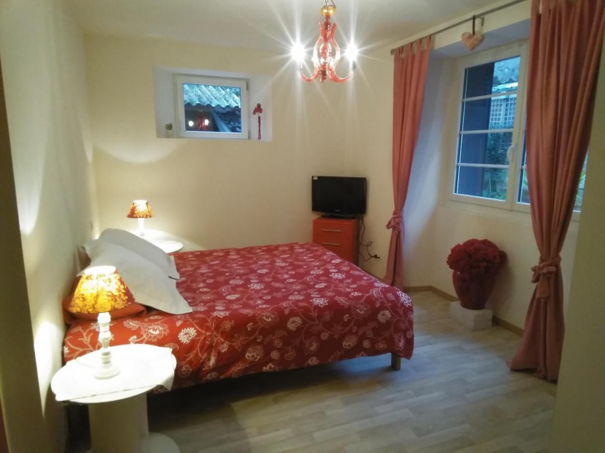 Pas A Pas Chambre D'Hotes Sarrancolin Bagian luar foto